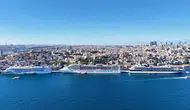 İstanbul’un Büyüleyici Siluetinde Üç Dev Kruvaziyer Gemisinin Görkemli Ziyareti