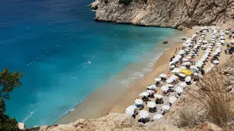 Yazın Zirvesinde Dünyanın Gözde Plajı Kapandı!