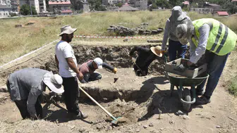 22 Yıllık Arkeolojik Çalışmalar Sonuçlandı: Bitlis Kalesi Turizme Hazır Hale Geliyor!