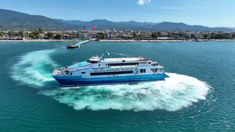 Akçayport: Yeni Liman Heyecanla Hizmete Girdi!