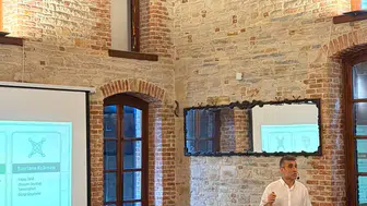 Kuşadası'nda Kültürel Diyaloglar: Eski Şehir Sohbetleri Başladı!