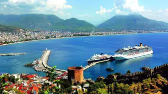 Alanya'da Kruvaziyer Gemisi Sayısı Düştü, Yolcu Akını Yaşandı!