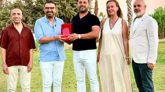 Çeşme’ye Ödül: Yenilikçi Turizm Modeliyle Desteklenen Başarı!