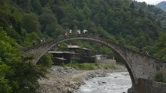 Türkiye'nin Balayı Tercihleri Yeniden Şekilleniyor: Çeşme ve Antalya Dışında Yeni Bir Cennet!
