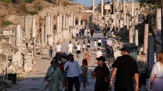 Turizm İstatistiklerinde Çarpıcı Değişim: Seyahat Sayısı Düşerken Harcamalar Artış Gösterdi!