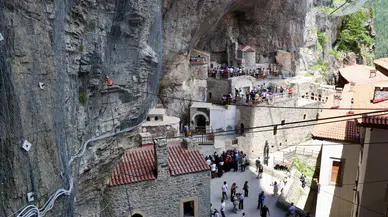 Sümela Manastırı'na Yoğun İlgi: 2 Milyon Ziyaretçi Rekoru Kırıldı!