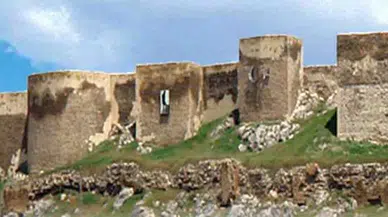 Türkiye'nin Üçüncü Büyük Kalesinde Kazı Çalışmaları Resmen Başladı!