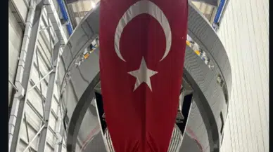 İpek Kıraç'ın liderliğindeki Sirena Yachts, merakla beklenen yeni süperyatı Sirena 118'i suyla buluşturdu.