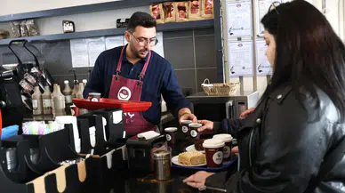 Ekonomi Daralıyor, Kafeler Çoğalıyor: Bunun Arkasında Ne Var?
