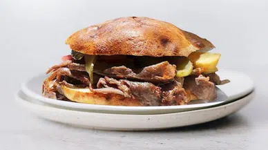 Tombik Döner, Küresel Gastronomi Dünyasında "Dünyanın En İyi Sandviçi" Ödülünü Kazandı!