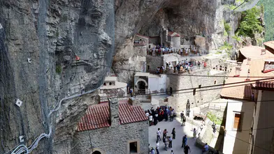 Sümela Manastırı'na Yoğun İlgi: 2 Milyon Ziyaretçi Rekoru Kırıldı!