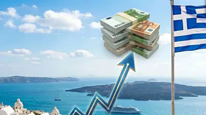 Yunanistan'da Turizm Rüzgarı: 4 Aylık Ziyaretçi Sayısı ve Gelirler Rekor Kırdı!