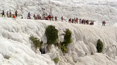 Denizli’nin Büyüleyici Beyaz Cenneti: Pamukkale!