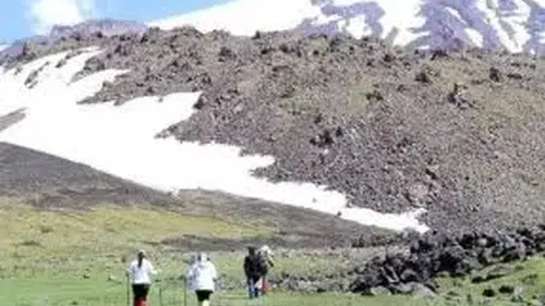 Ağrı Dağı'nın Kuzeydoğu Yüzü: Doğanın Eşsiz Güzellikleriyle Dağcıları Kendine Çekiyor