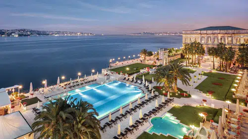 Çırağan Palace Kempinski İstanbul’da Yaz Keyfi Sürüyor: Sanat ve Eğlencenin Buluşma Noktası!