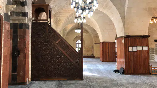 Kadı Kemaleddin (Boyacı) Camii'nin Eşsiz Minber Yapısının Gelecek Kuşaklara Aktarılması Gerekiyor!