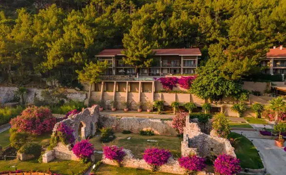 Kışın Tadını Çıkarın: Martı Hotels & Marinas ile Şömine Eşliğinde Lüks Konaklama ve Gurme Deneyimi!