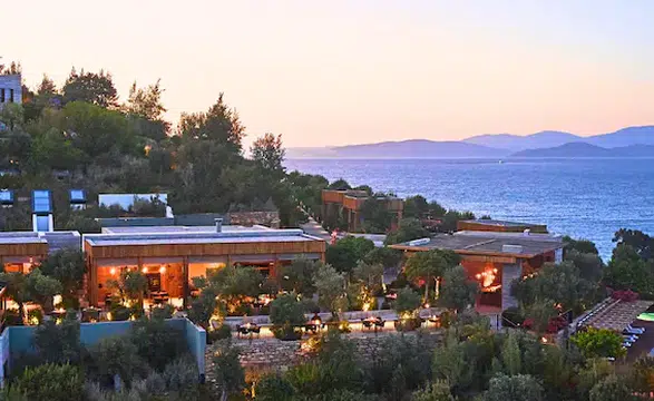 "Bodrum’un Sanat Dolu Loftunda Nefis Müzik ve Lezzet Buluşması: Grill and Groove Etkinliği!"