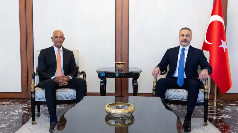 Kültür ve Turizm Bakanı Ersoy, Tom Barrack ile Önemli Bir Görüşme Gerçekleştirdi