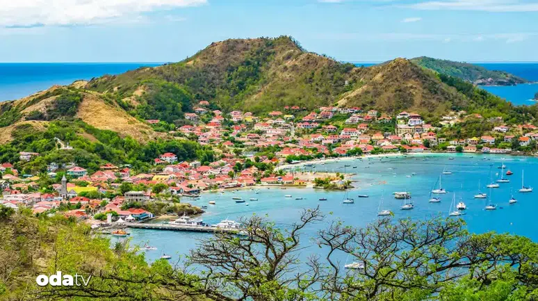 Fransa'da Seyahat İçin Schengen Vizesi Yetersiz: Ek Vize Zorunluluğu Getirildi