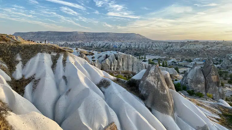Kış Aylarında Keşfedilecek En İyi 10 Avrupa Rotası: Güneşin Altında Dinlenmekten Kış Eğlencelerine