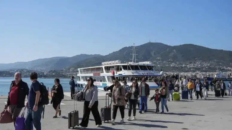 Sakız Adası, Türk Turist Akışında Midilli ve Sisam’ı Geride Bıraktı!