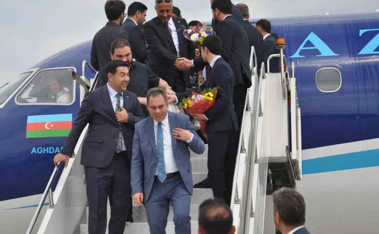 Bakü ve Kars Arasında Direk Uçuşlar Hizmete Girdi!